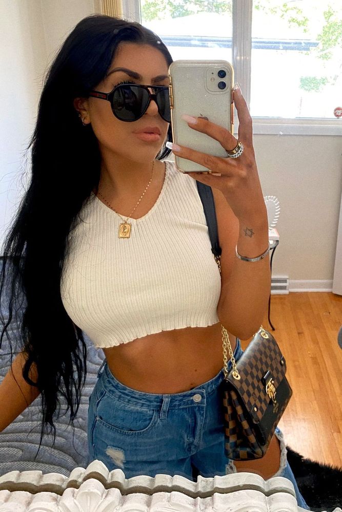 Emma's fit featuring Brandy Melville | [object Object], [object Object], [object Object]