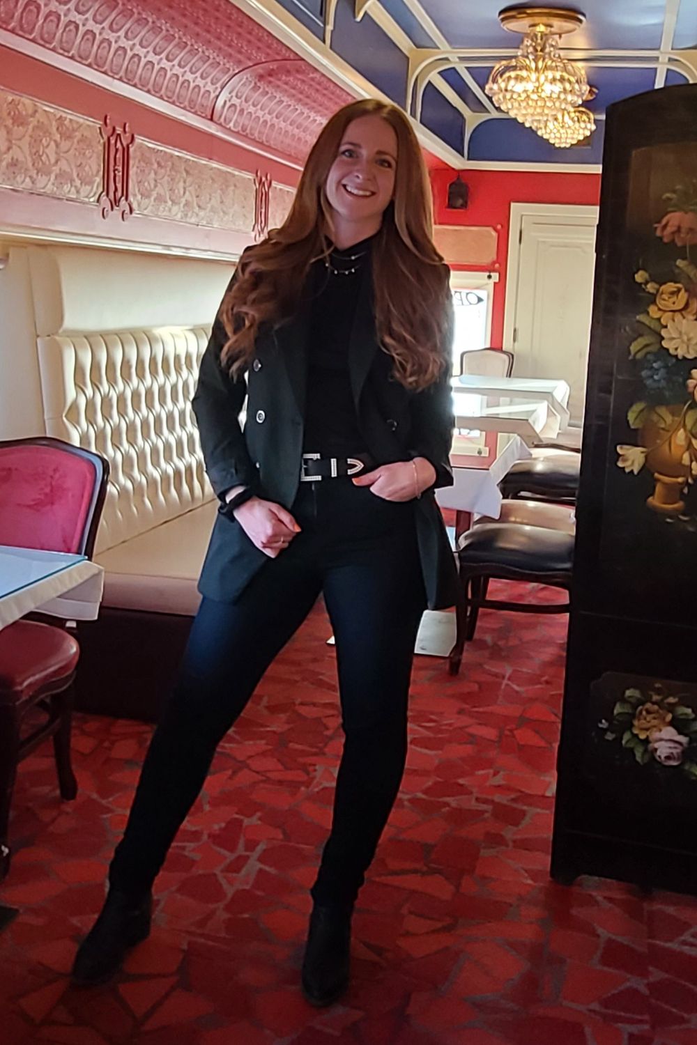 margauxamiller's post featuring Dynamite, Michael Kors, RW&CO.. Feeling pearl, pearlbelt, blackbelt, blackpearlbelt, darkjeans, blackblazer, mockneck