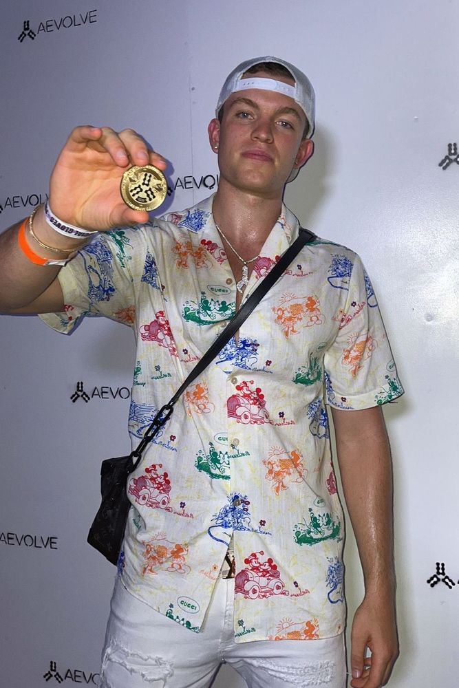 Lukelintz's fit featuring Gucci, Louis Vuitton