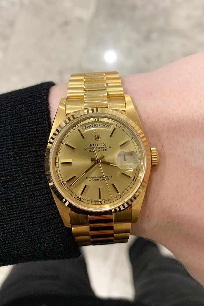 joey's fit featuring Banana Republic, Gucci, Rolex | toronto, gucci, streetwear, gold, guccirython, oversizesneaker, canadian, canada, blackoutfit, rolex, knitsweater