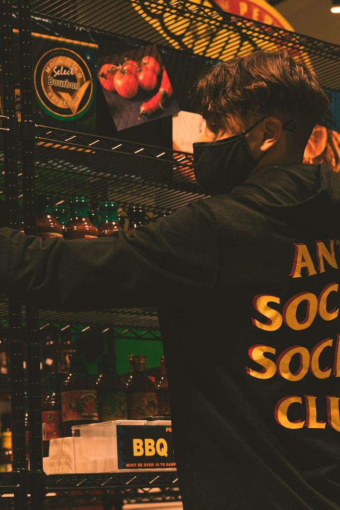 joey's fit featuring Anti Social Social Club | 6058c05ca89de8060b148389, 60ac5d4321907d2896abc939, 6605734b2b46b08b0c32582f, 660573512b46b08b0c325846, 617580da5cd3275315dfd8e9