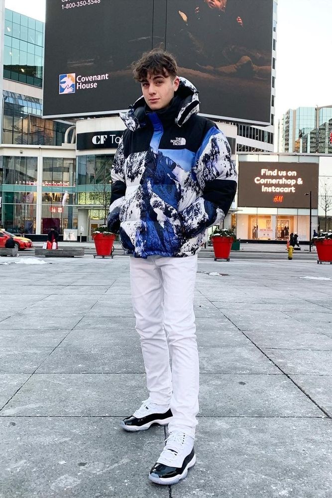 joey's fit featuring Supreme, Jordan | 6058c05ca89de8060b148389, 60bc354c08c4e42db6585dd2, 616399d939990c4146bffa01, 60cfa4a35c12abcba19f8571, 660573462b46b08b0c325824, 6605734a2b46b08b0c32582e, 6179cebaac5e609fb6d77461, 660573542b46b08b0c325851