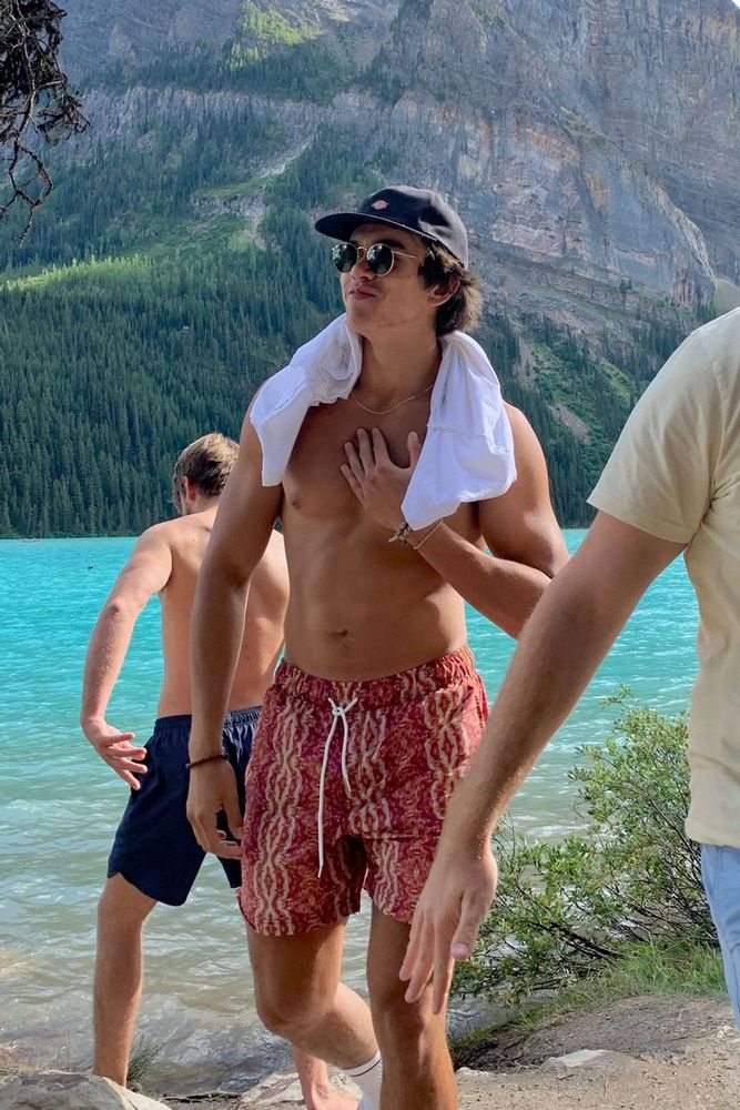 chase's fit featuring Urban Outfitters, Ray-Ban