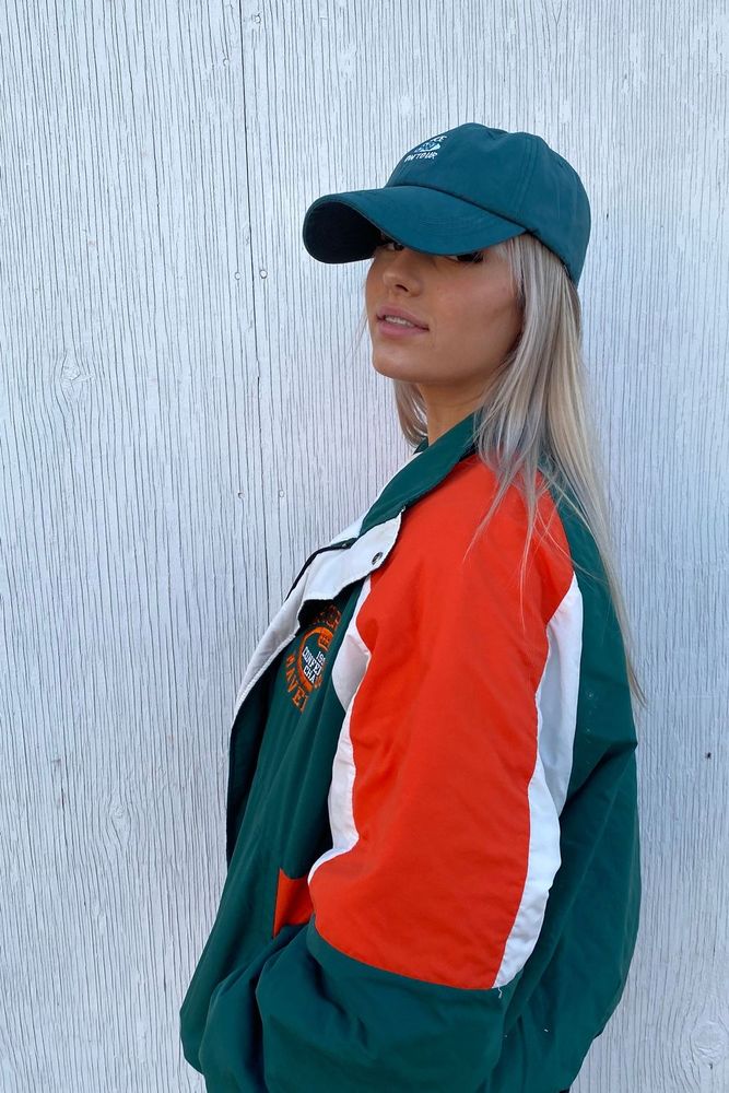 Kyra's fit featuring HG Vintage | vintage, thrift, fashion, oversized, love, streetstyle, musthave, holidaylooks, varsityjacket, pinterestlook