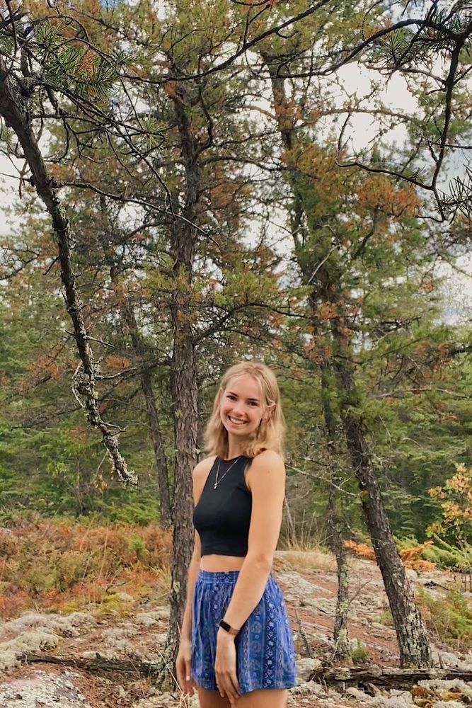 Sydthesloth's fit featuring American Eagle, Hollister