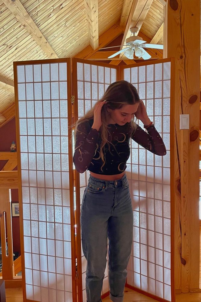 Alexiahardy's fit featuring H&M, Empty Soda, Garage | y2k