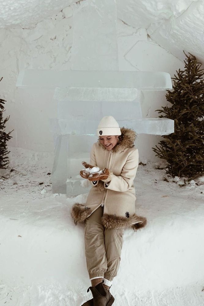 Taylor's fit featuring Blundstone, Lululemon | [object Object], [object Object], [object Object], [object Object], [object Object]