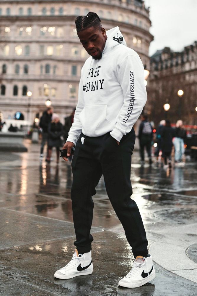 Obi's fit featuring H&M, Nike | 6228a7b049c583180f8fe56c, 6226997d7299c01824b8f717, 6087743a32ece073ea5767b8, 608f75cc7242cabb012a30f5, 60aed238a0a252b7ae4459cd, 660573ef2b46b08b0c3259b4