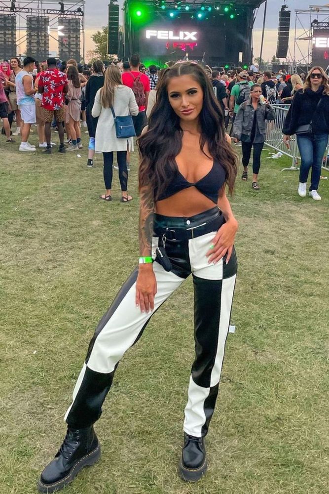 atursk's fit featuring REVICE, Urban Outfitters, Browns Shoes