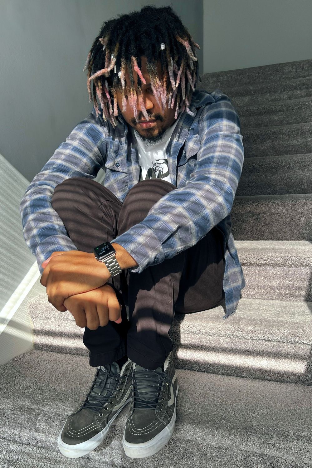 drippiegunplay's post featuring Vans, Ransom, Goodthreads, Apple. Feeling streetwear, businesscasual, chic, punk