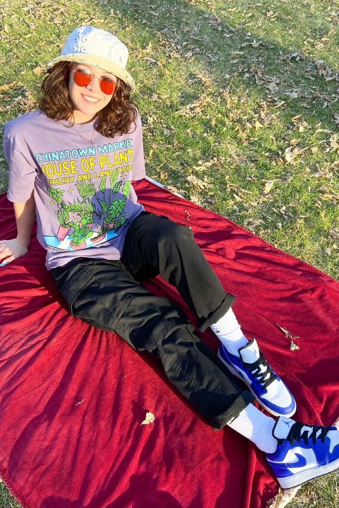 Laurenli's fit featuring Urban Outfitters, Zumiez, Nike | [object Object]