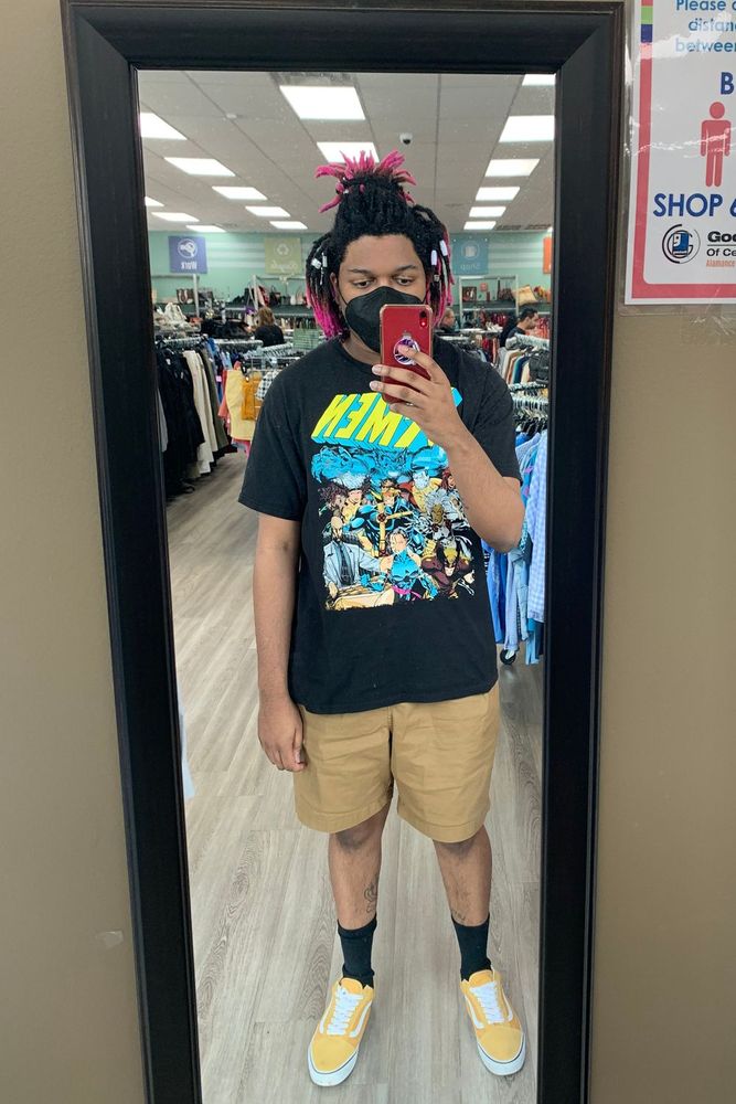 drippiegunplay's fit featuring None, Old Navy, Vans | 60a5c6b12b6a86b148643981, 608f75cc7242cabb012a30f5, 6058c05ca89de8060b148389