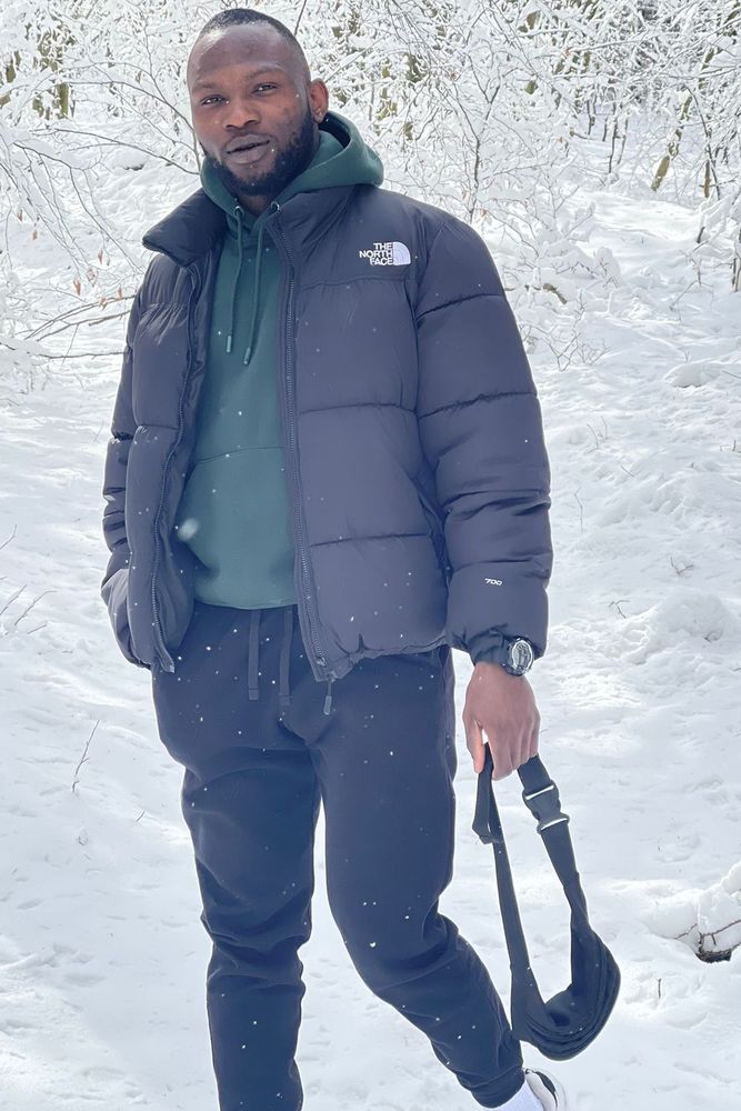 Adewole's fit featuring The North Face, Pull&Bear, H&M, G-Shock