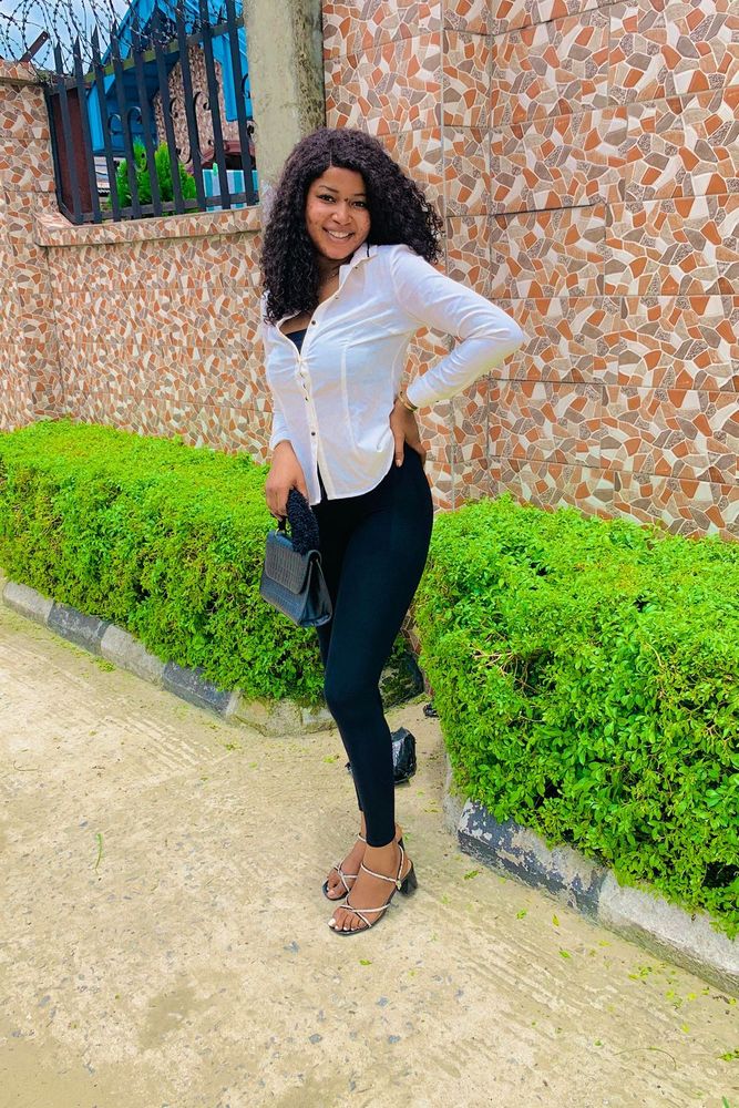 Osariemensylvester's fit featuring Cape Robbin, Louis Raphael | [object Object]