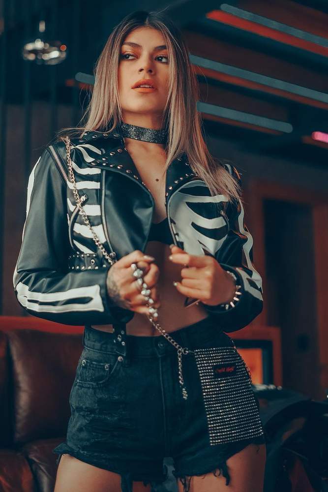 ariannys12s's fit featuring Levi's | [object Object], [object Object]