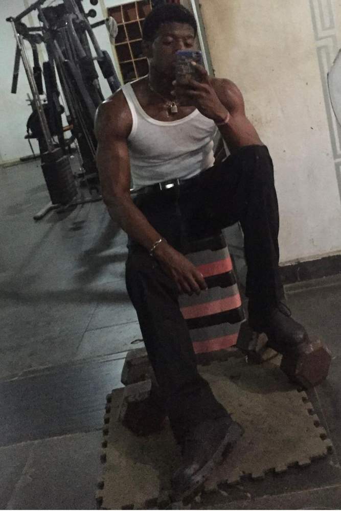 KHARLESGRAM's fit featuring Hanes, Valentino, Alden, Hermes | [object Object], [object Object]