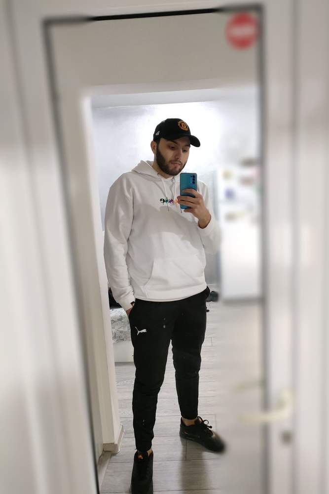 Musalahhh's fit featuring New Era, Puma, Nike, Ellesse