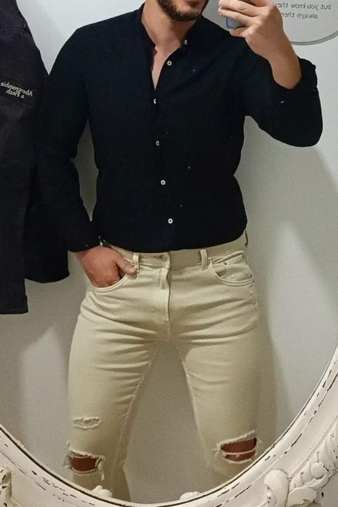 Abdurrahman's fit featuring LC Waikiki, Bershka