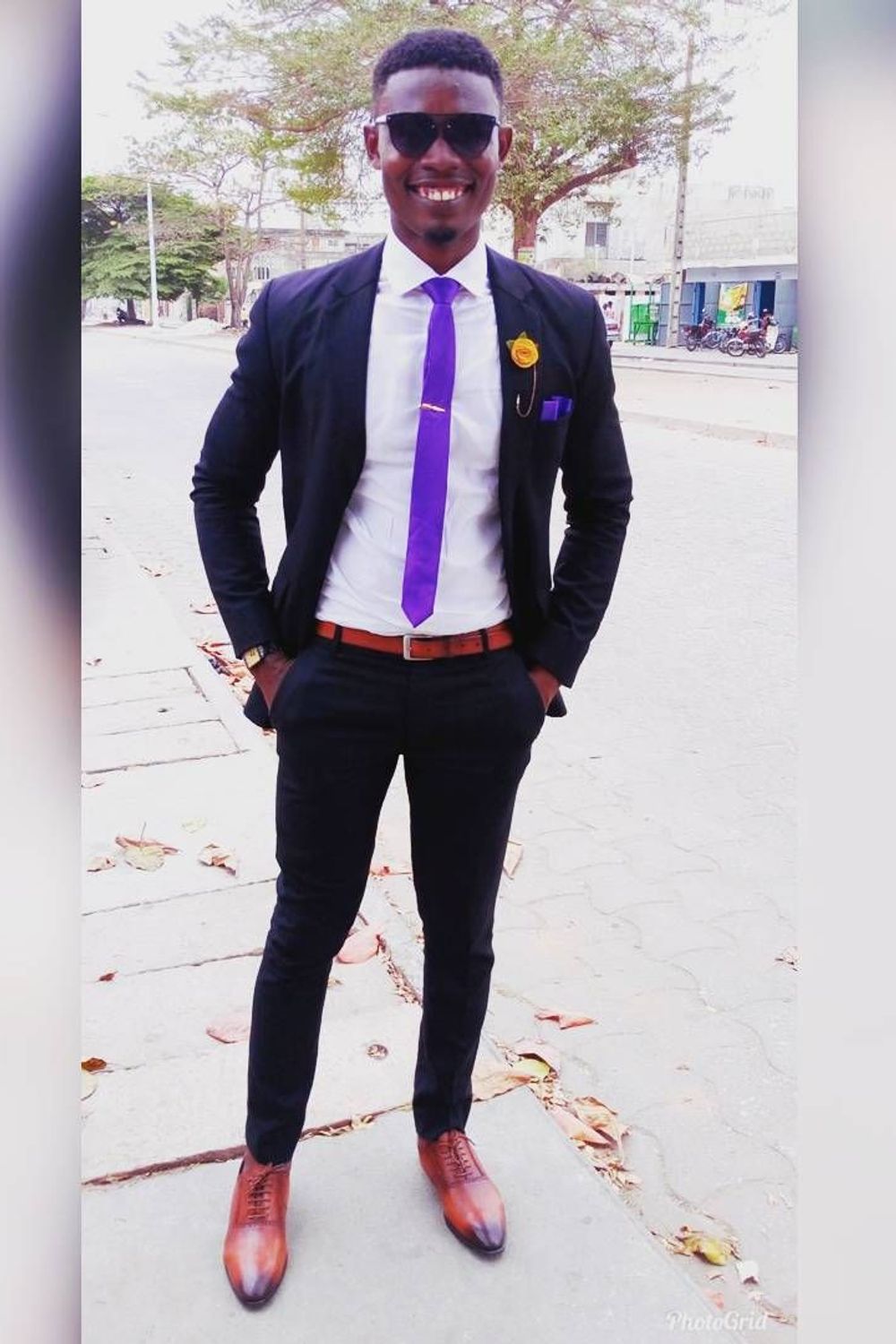 Kingsimonexclusives's post featuring Zara, Paul Smith. Feeling shoe, suit, tie, watch, glasses, classicman, zarasuit, paulsmith, paulsmithshoes, hermesshirt, longsleeveshirt