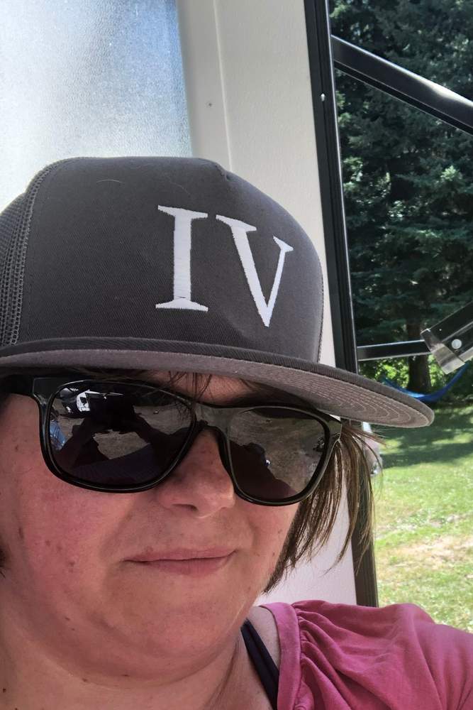 Smellykelly's fit featuring For The Ones