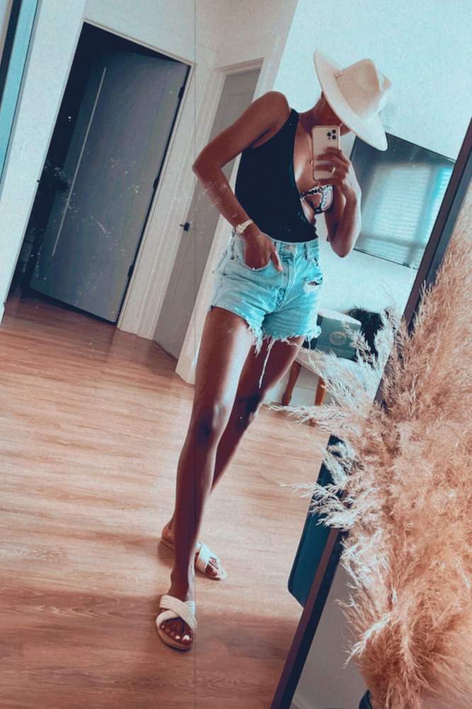 Brittnai's fit featuring Boohoo | 6058c275a89de8060b148395, 660574cc2b46b08b0c325cc7, 615627d69aa4a77189d2cac3