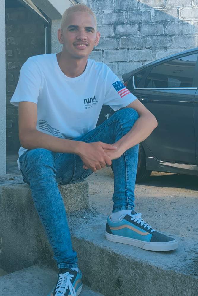 lutherrr's fit featuring Mr Price, Levi's, Vans | [object Object]