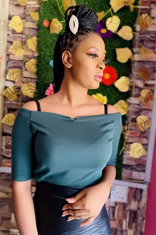 Ewadarasimi's fit featuring Zara, AliExpress