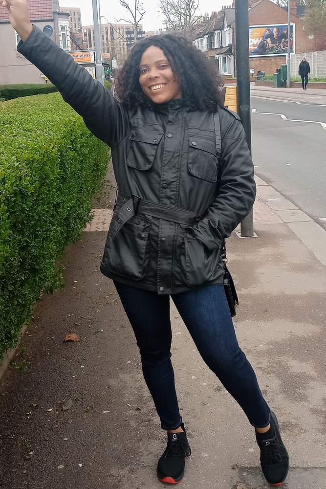 Adaobim's fit featuring Zara, Amazon Basics