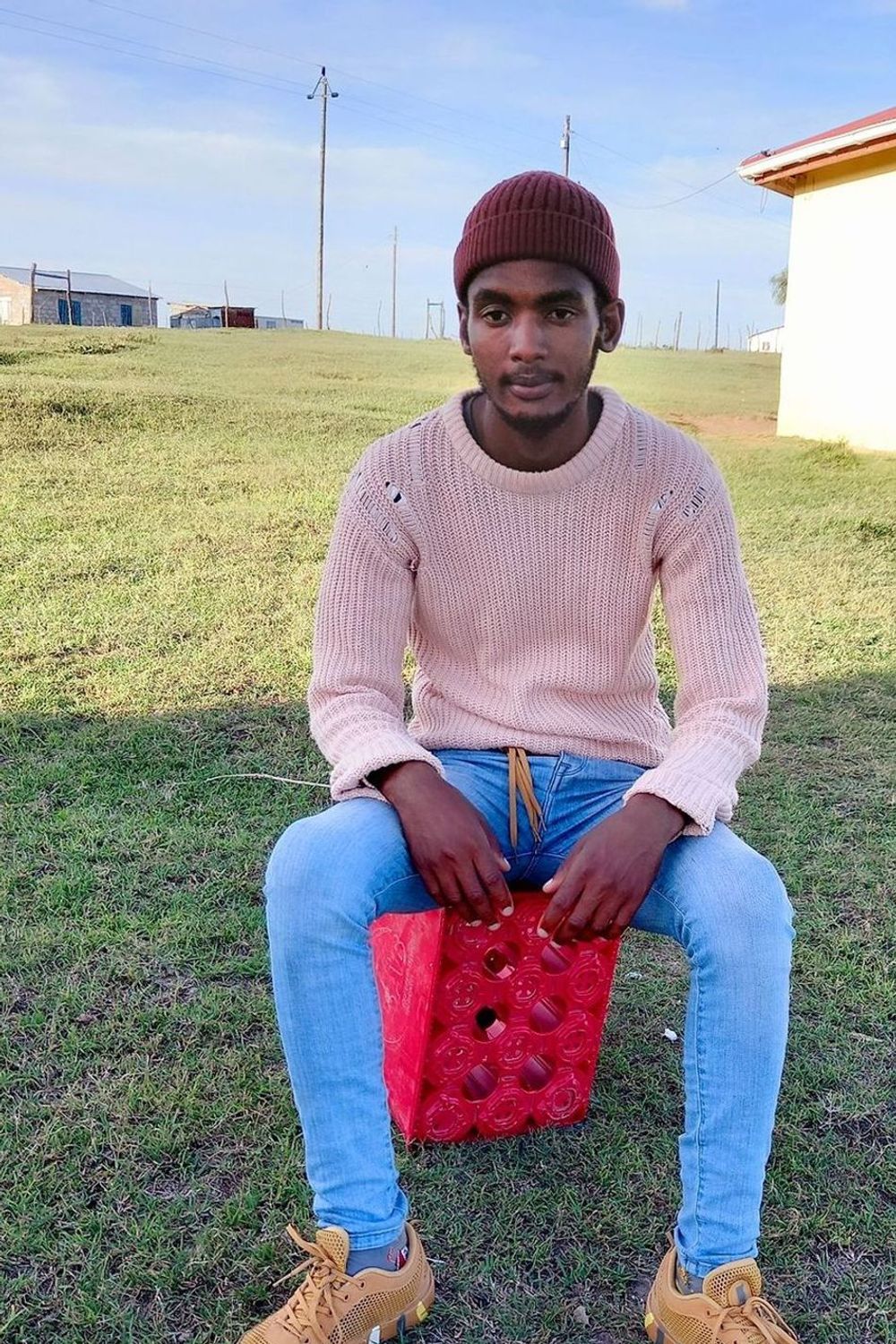 Wandes's post featuring Mr Price, Relay, Bathu. Feeling athleisure, sporty, casual, formal, athletic, streetwear, trendy, vintage, chic, punk