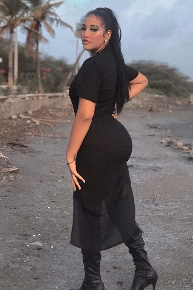 Maluxxx's fit featuring Pretty Little Thing | [object Object], [object Object], [object Object], [object Object], [object Object]