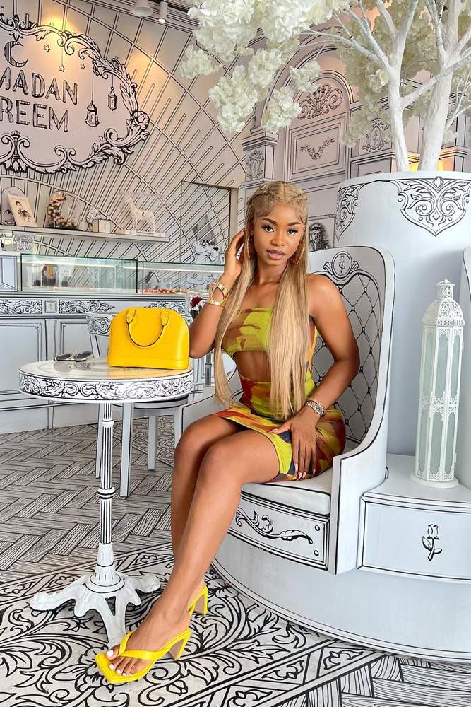 Michelleio's fit featuring AliExpress | [object Object]