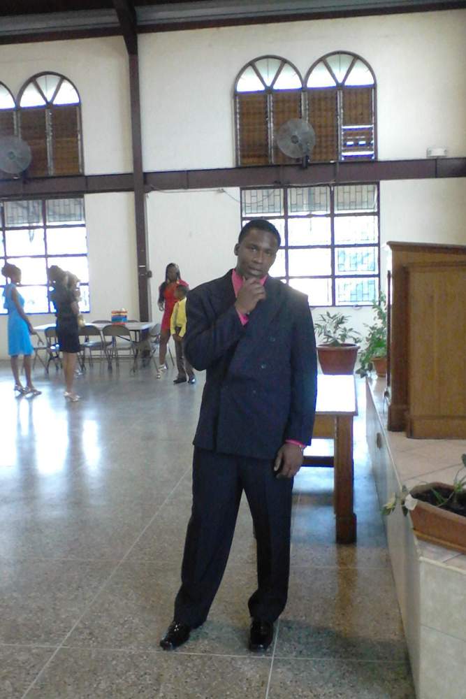 kevon12's fit featuring The Bradford Exchange | [object Object]