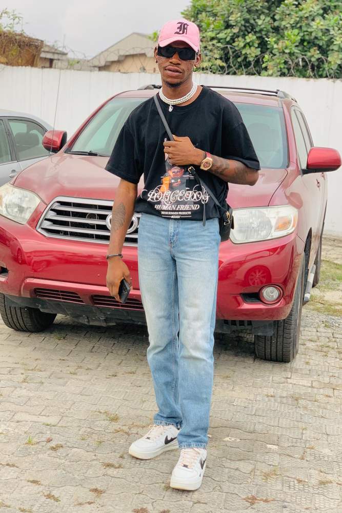 fiditril's fit featuring Denham Jeans, Nike, Moschino | [object Object], [object Object]