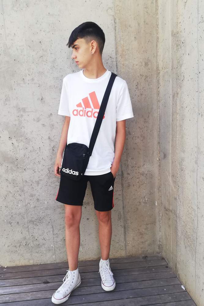 Kikemmadrid's fit featuring Adidas