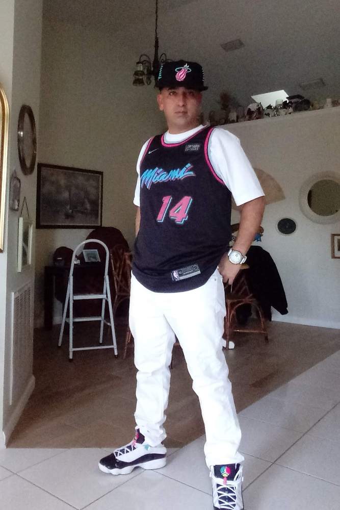 Ticosauce's fit featuring Jordan, New Era, Nike, Michael Kors