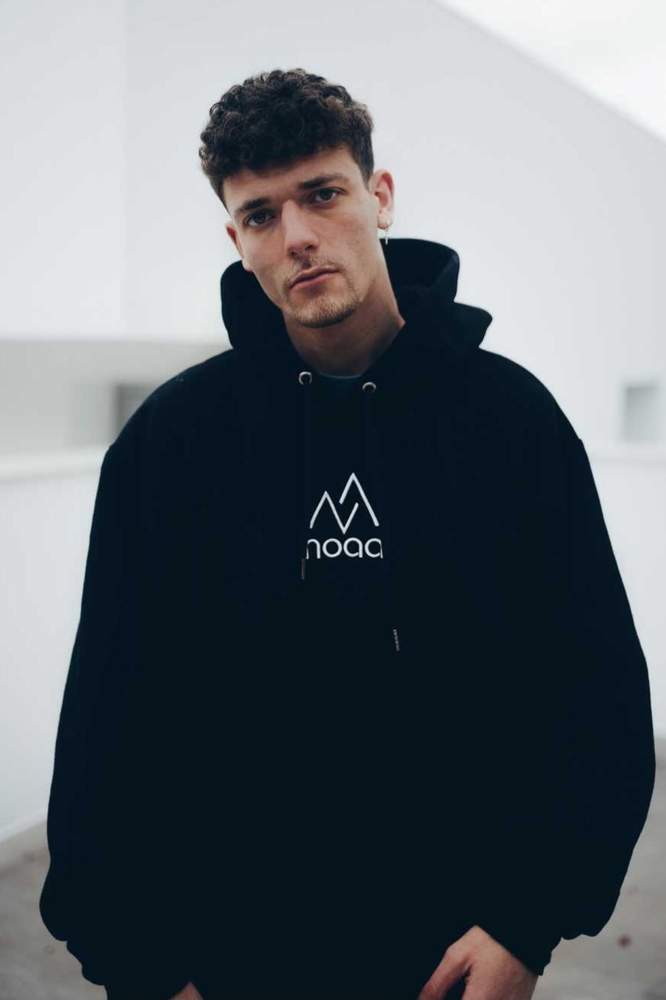 Outfitsnow's fit featuring Noah NYC | hoodie, black, trending, streetwear
