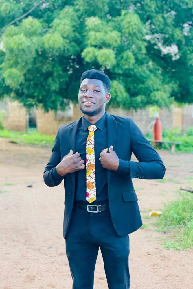 Iffykolawole1234's fit featuring Amazon Basics