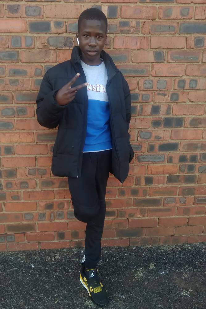 Aphiwe11's fit featuring Apple, Jordan, Amazon Basics | [object Object]