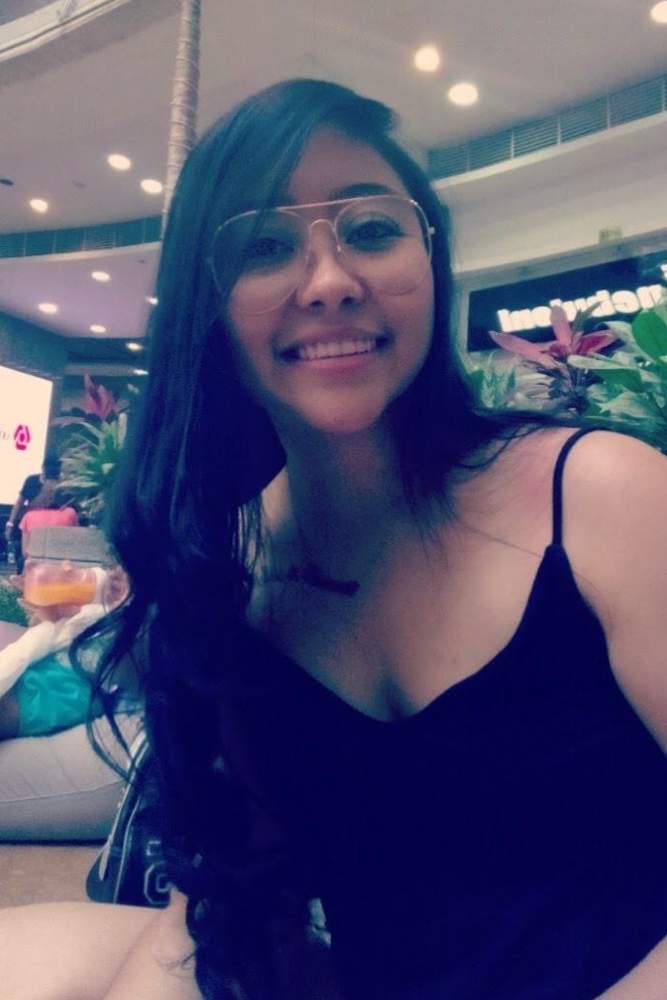 Vaneorguz's fit featuring Ray-Ban, Falabella