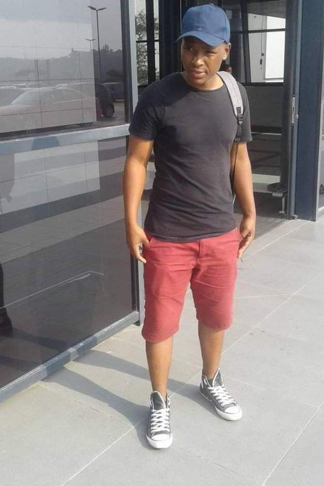 Mvuyisi031's fit featuring Mr Price, Converse | [object Object]