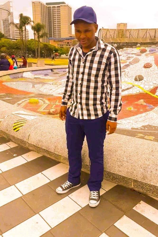 Mvuyisi031's fit featuring Mr Price, Converse | [object Object]