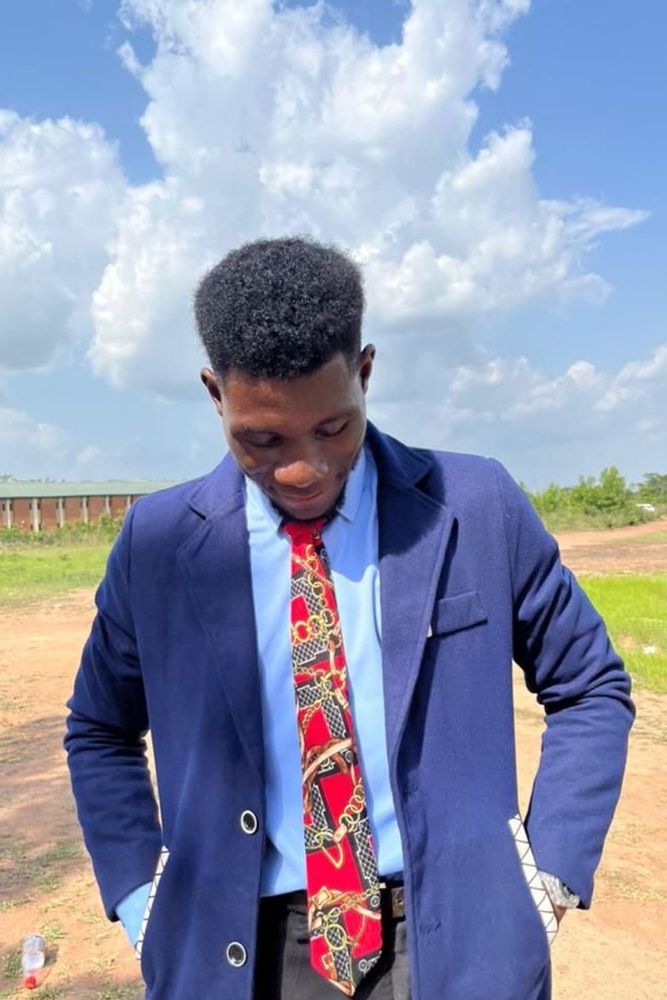 Iffykolawole1234's fit featuring Van Heusen, Amazon Basics