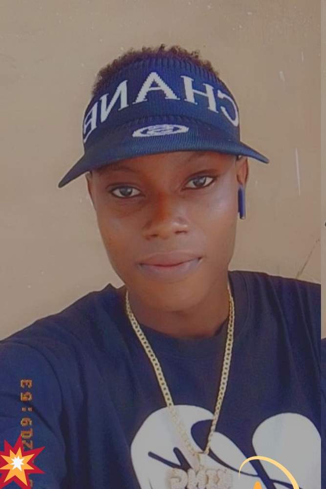 Awaguz's fit featuring Kong | [object Object]