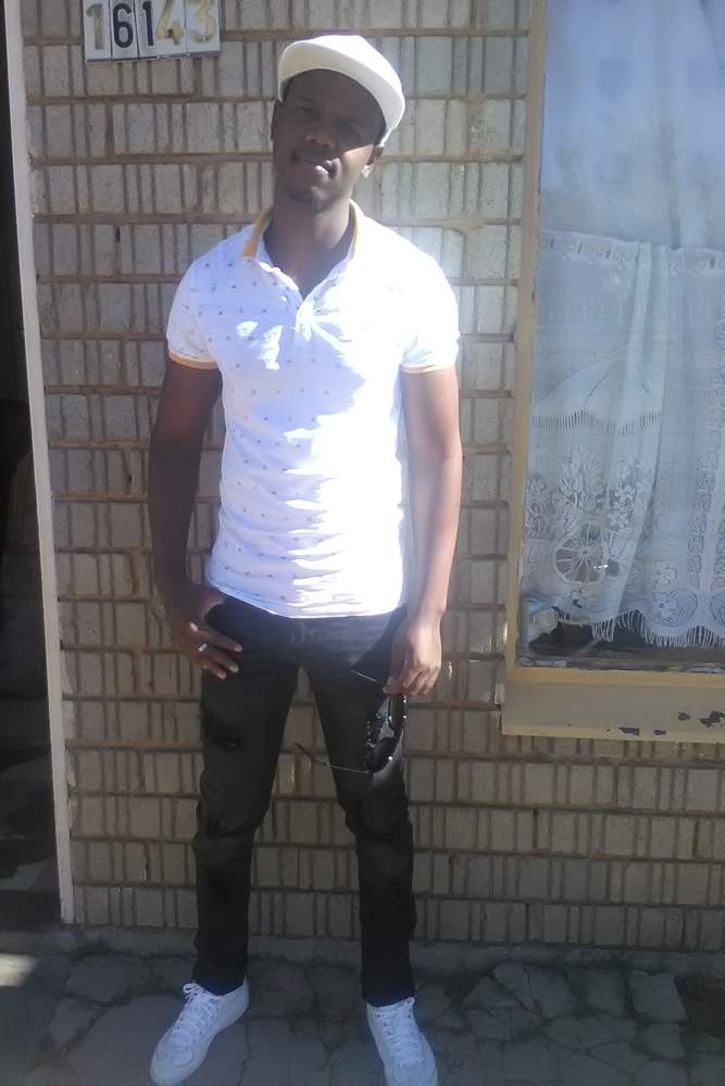 MOLLOH27's fit featuring Le Coq Sportif, Polo by Ralph Lauren | [object Object], [object Object], [object Object]