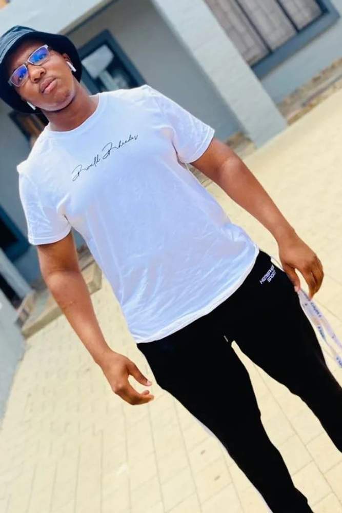 Ngwato87's fit featuring Yde