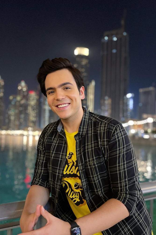 poojansharma064's fit featuring YNS Generic | [object Object], [object Object], [object Object]