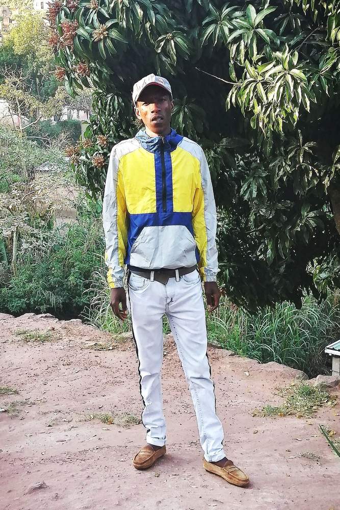Tmt's fit featuring Mr Price, Exact