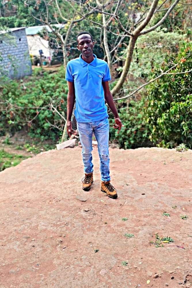 Tmt's fit featuring Harmont & Blaine, Relay, Mr Price