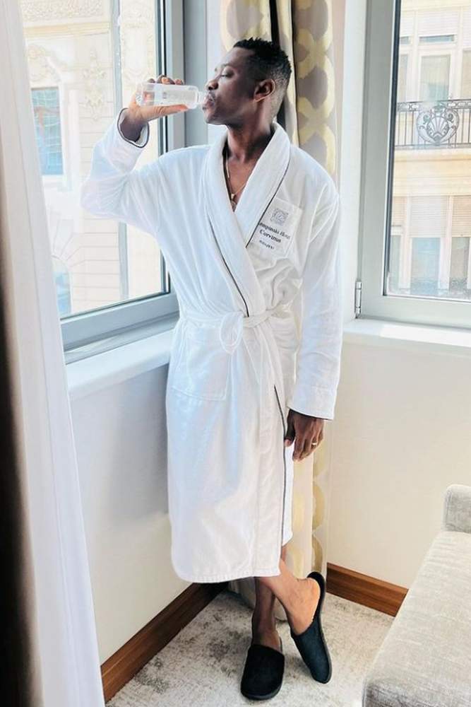 Harmatanan's fit featuring J Brand | [object Object]