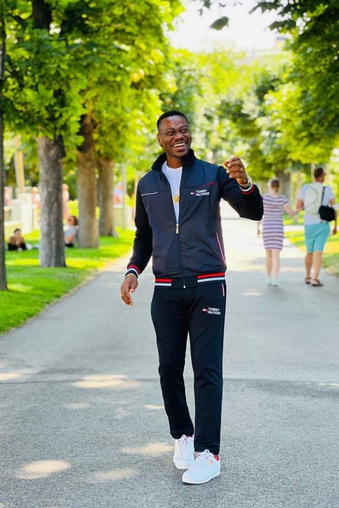 Harmatanan's fit featuring Tommy Hilfiger | [object Object]